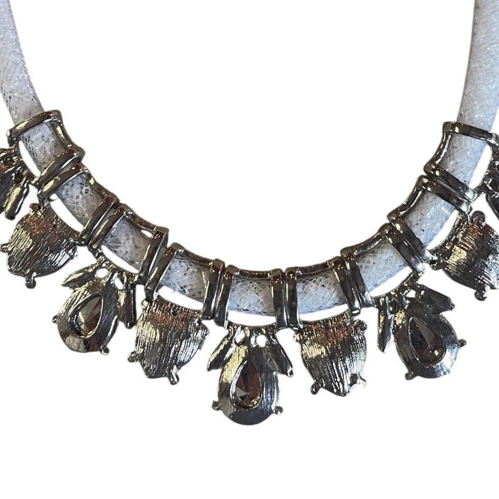 White Mesh Bib Necklace Blue White Teardrop Crystal Silver Tone Statement Collar - Picture 6 of 8